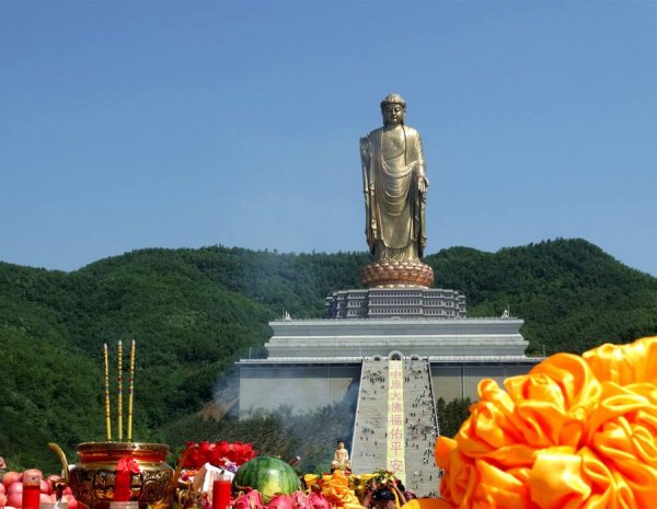 中國(guó)十大巨型佛像排行榜，中原大佛高208米