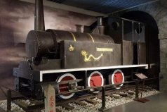 中國第一輛火車，龍?zhí)枡C車造于清朝末期