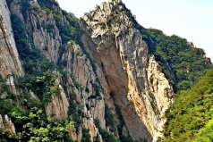 河南有什么爬山的地方？河南爬山景點排名推薦前十