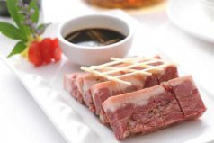 鎮(zhèn)江十大小吃：肴肉、鍋蓋面位居前兩名