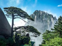 中國最美的十大自然景點(diǎn)：黃山、張家界位列前兩名