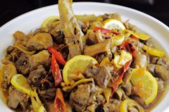 廣西十大經(jīng)典名菜：檸檬鴨、梧州紙包雞排前兩名