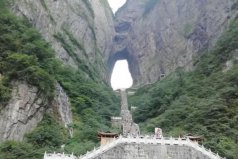 中國(guó)十大著名索道纜車(chē)景點(diǎn)，天門(mén)山索道位列第一名