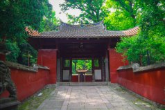 福州十大著名寺廟：涌泉寺居首，西禪寺排第二