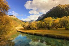 中國(guó)著名山水景點(diǎn)排行榜前十名，稻城亞丁排第一位