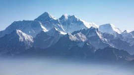 盤(pán)點(diǎn)太陽(yáng)系內(nèi)的十大山峰，奧林匹斯火山居第三
